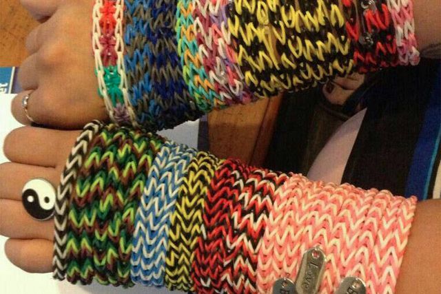 One Rainbow Loom fan showed off her addiction
